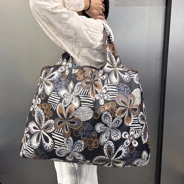 Reusable Large-Capacity Tote Bag – Foldable Outdoor Camping Travel Satchel with Printed Pattern
