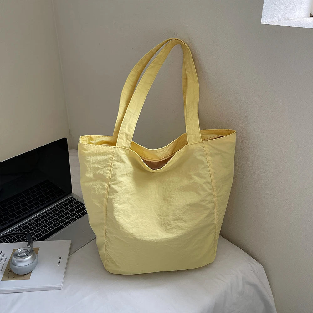 Reusable Large-Capacity Tote Bag – Foldable Outdoor Camping Travel Satchel with Printed Pattern